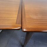 Table extendable to 230 cm