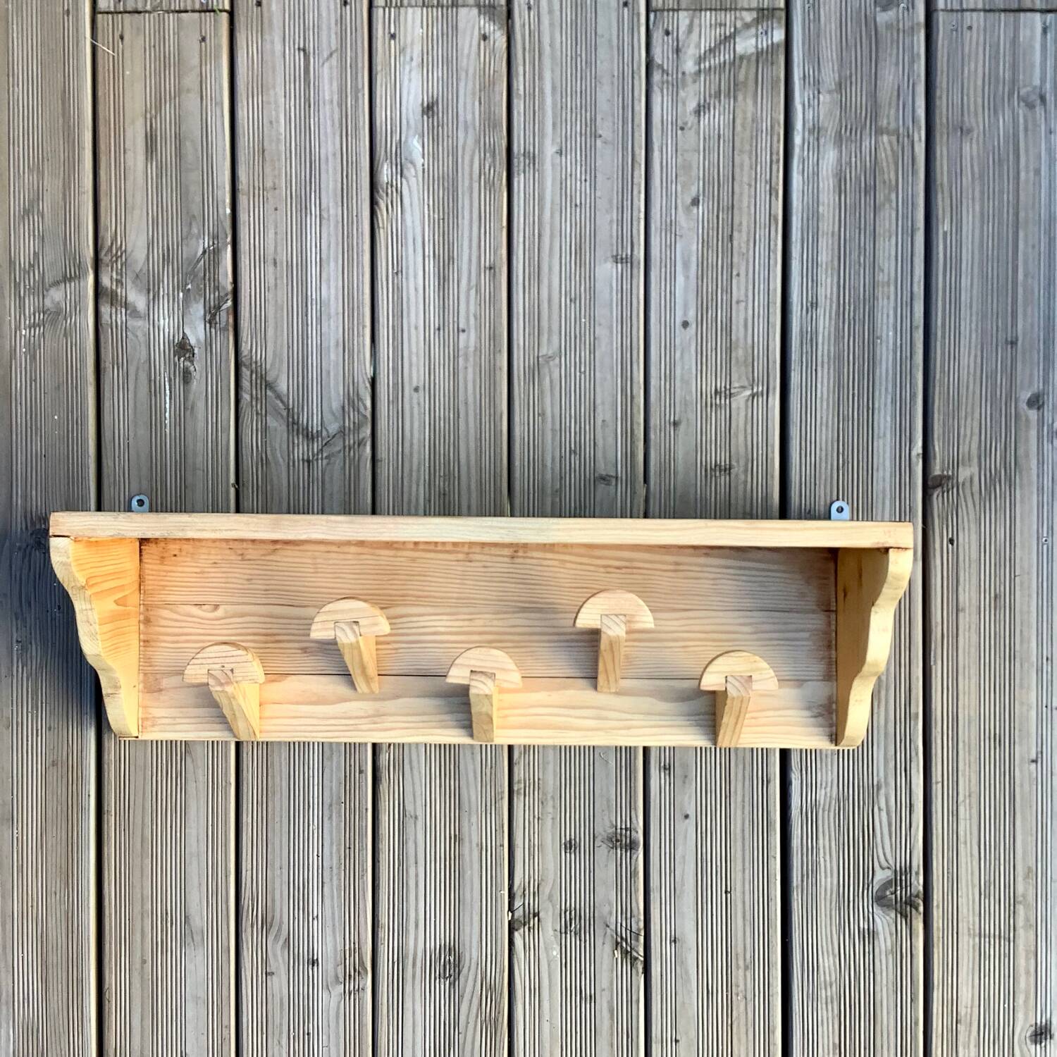 Porte manteau mural en bois