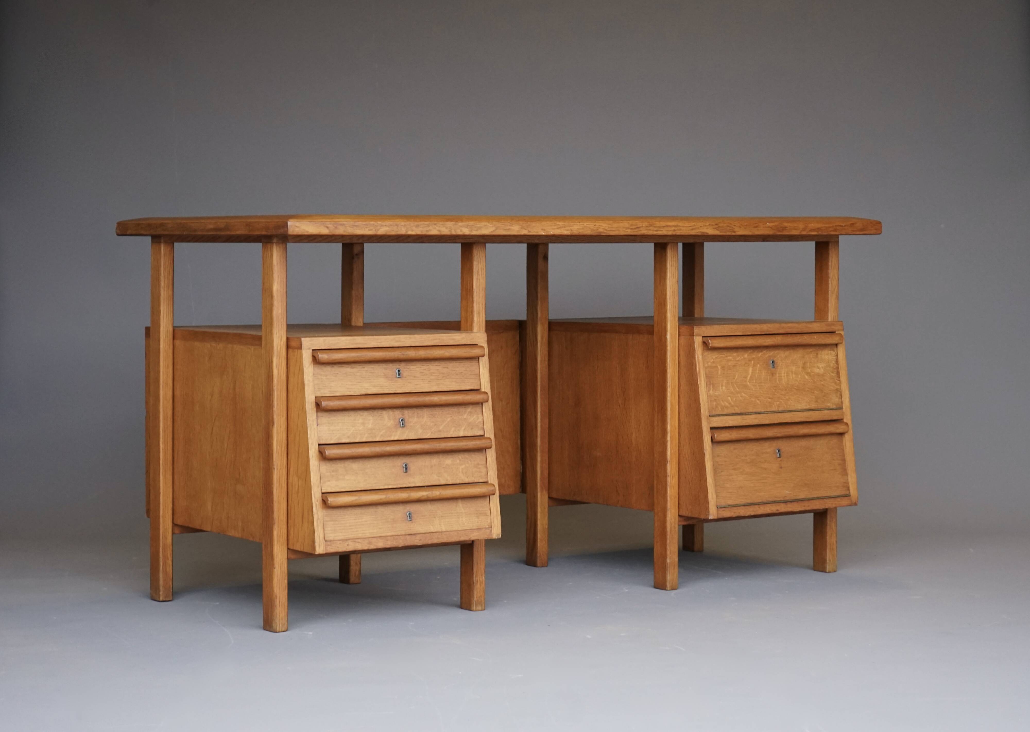 Oak desk. 1950s