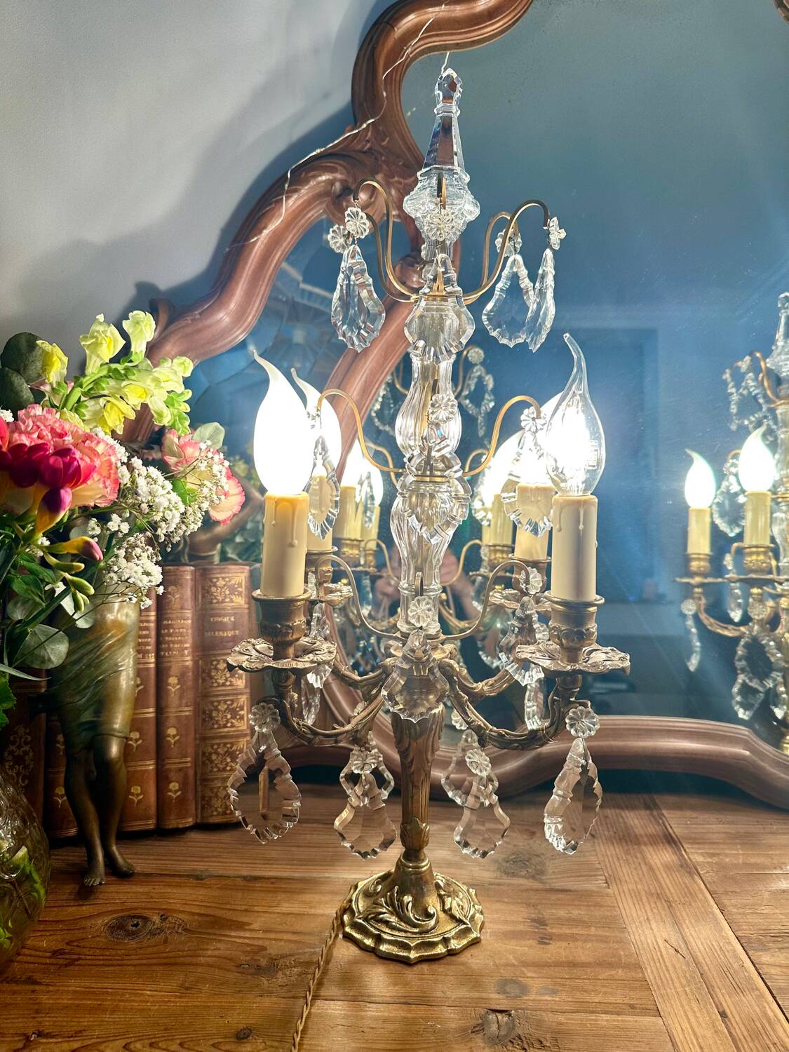 Girandole candelabra lamp in crystal and bronze
