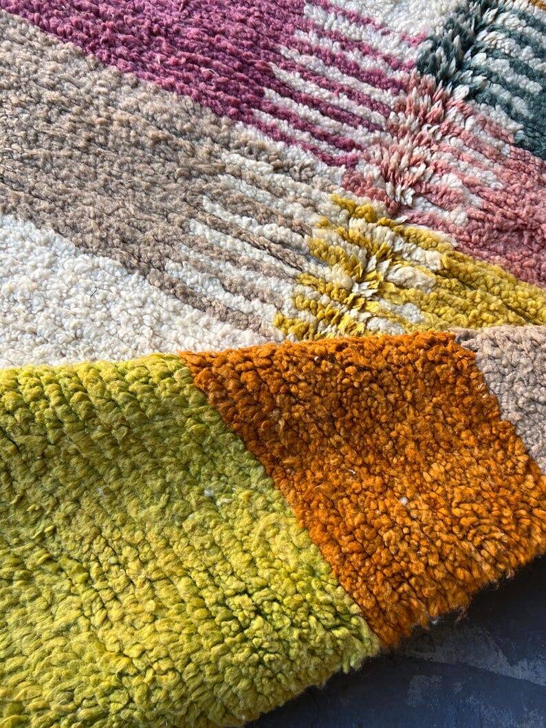 Handmade natural wool rug, size 100 x 200 cm