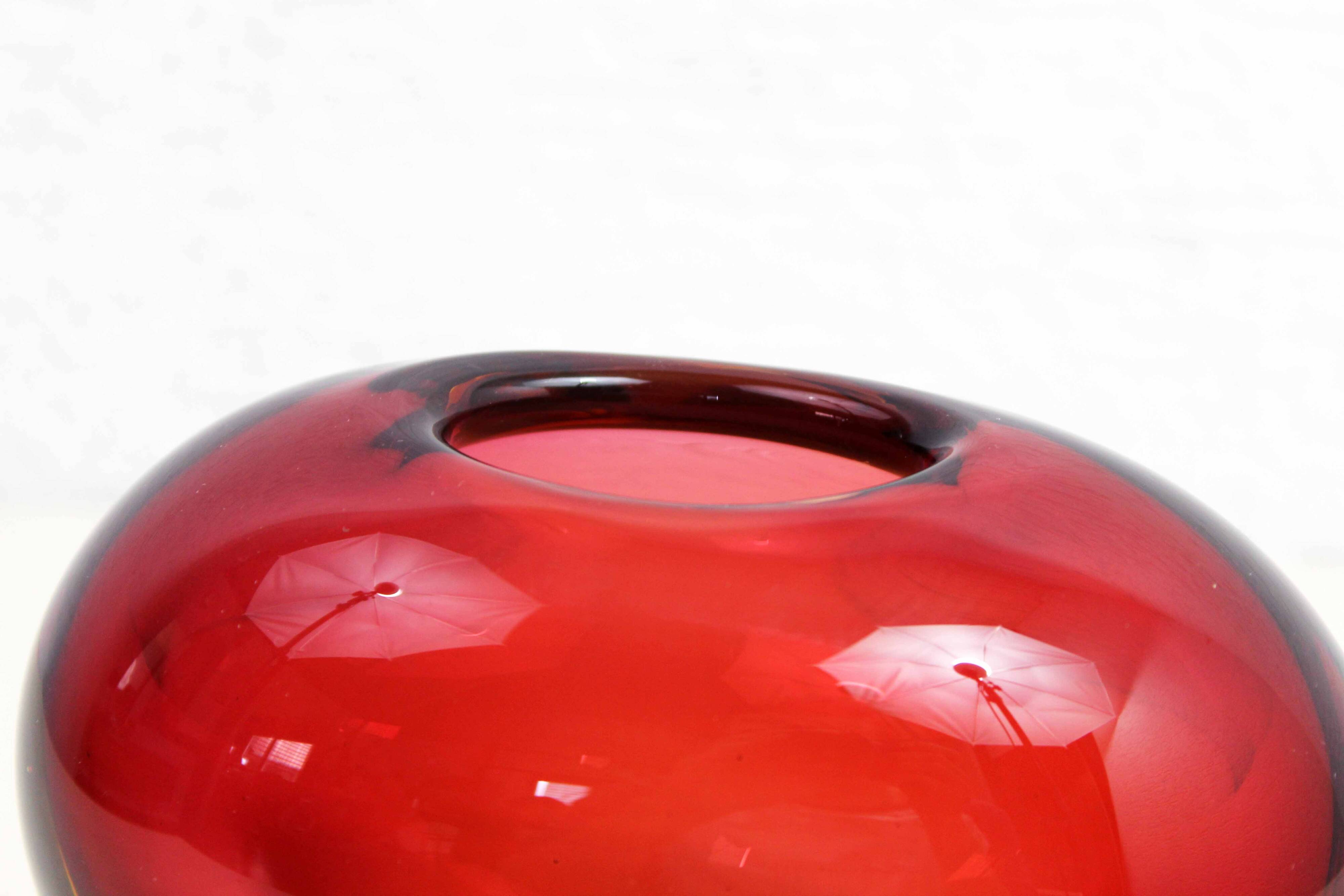Murano glass heart vase