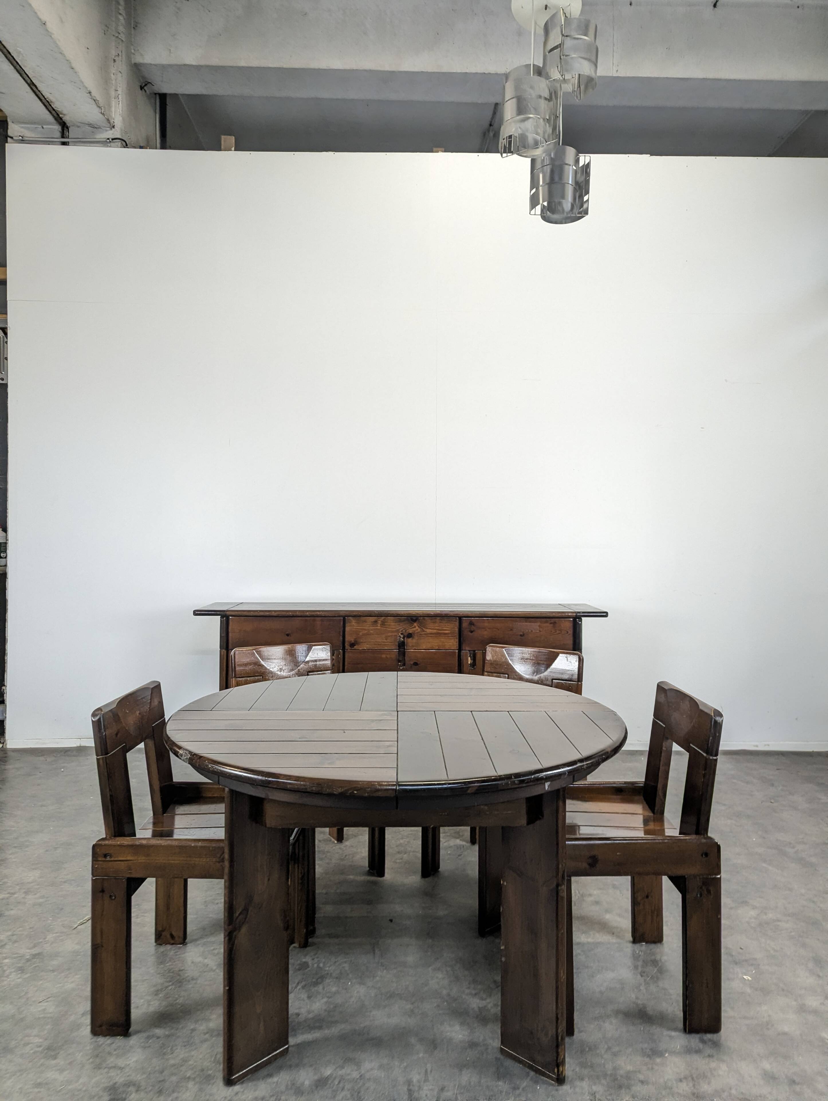 Enfilade in solid pine by Silvio Coppola