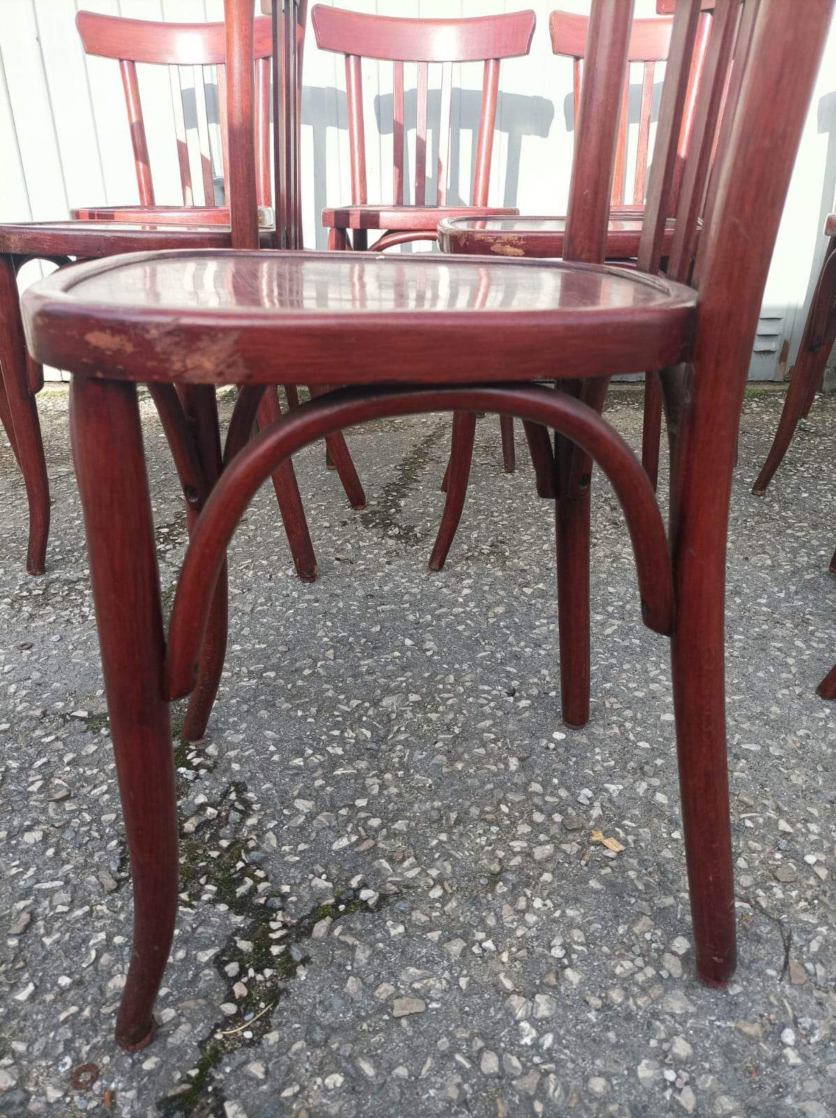 Bistro lot 9 tables and 16 chairs mahieu Jule bry