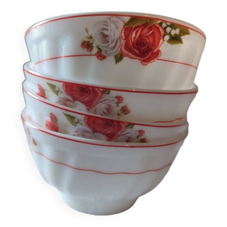 4 faceted porcelain bowls with floral decoration of Roses