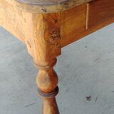 Farm table