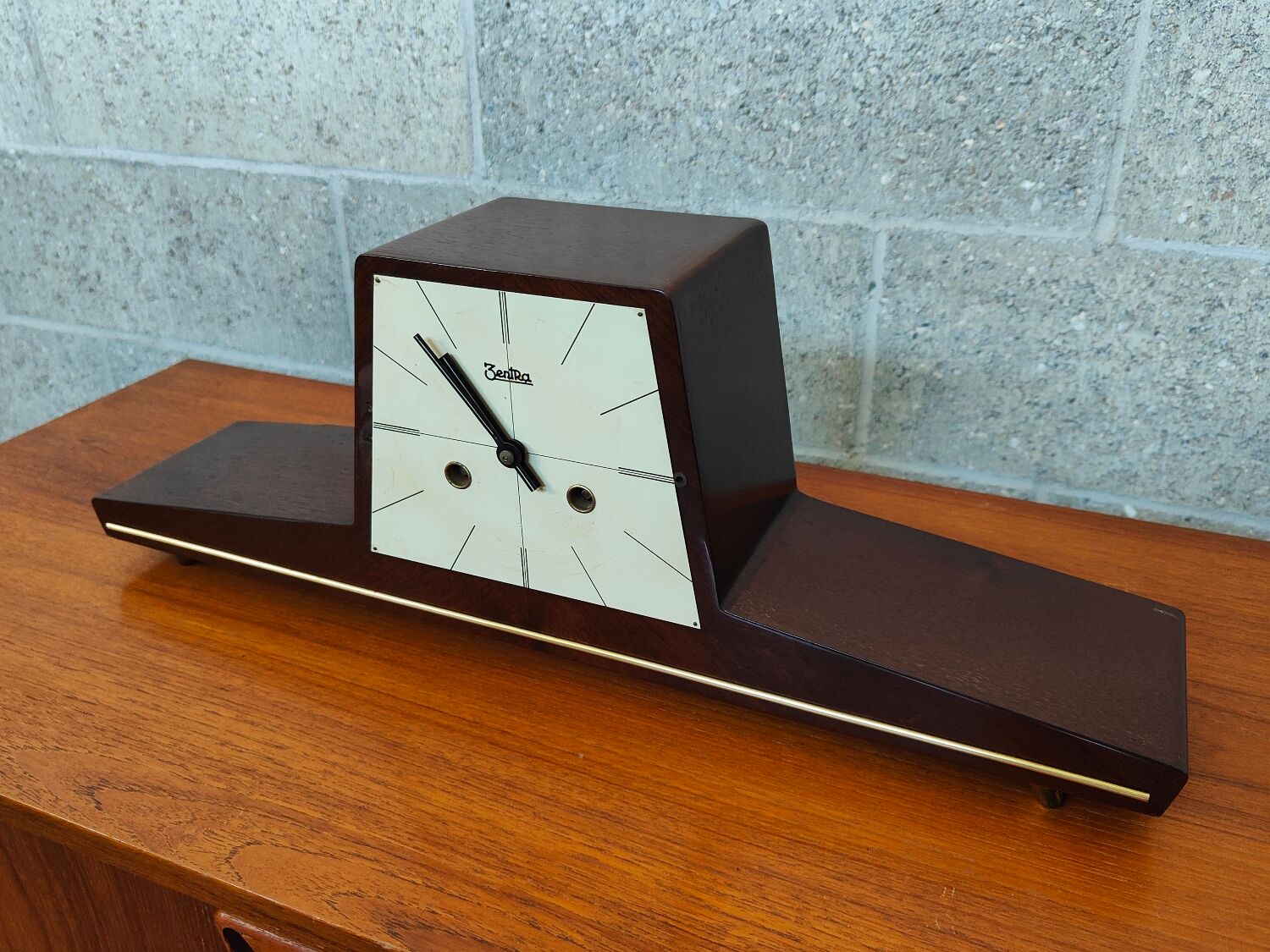 Zentra chimney clock year 50 teak