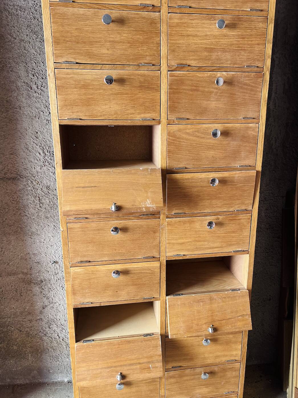 Un Meuble De Notaire / Métier Double Colonnes à Clapet (Restaurer)
