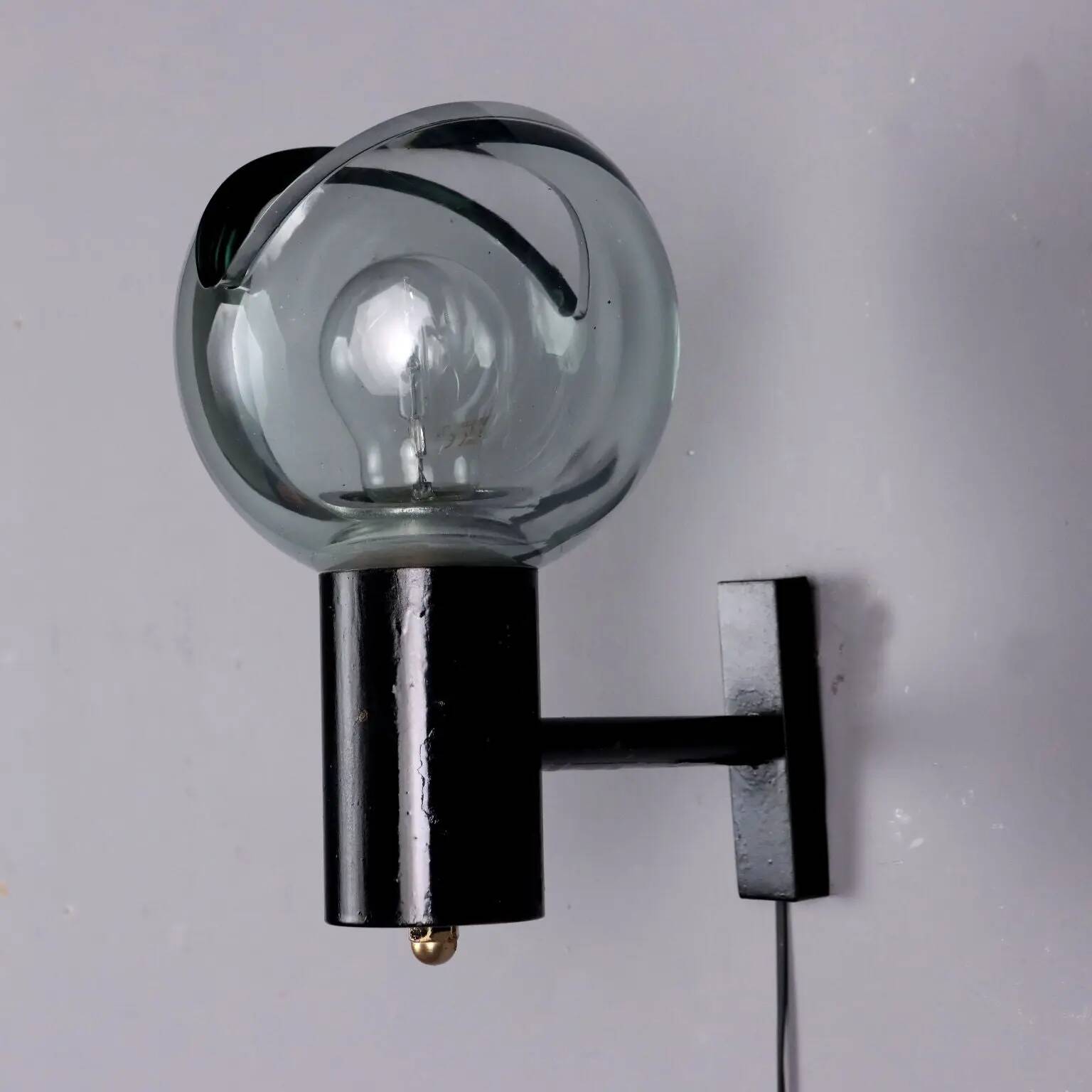 Vintage wall light in glass and aluminium, Italy, 1960s