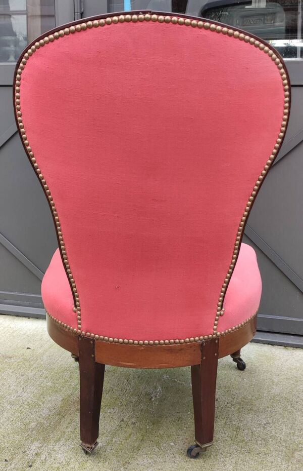 Ancienne Chaise basse Chauffeuse Rouge