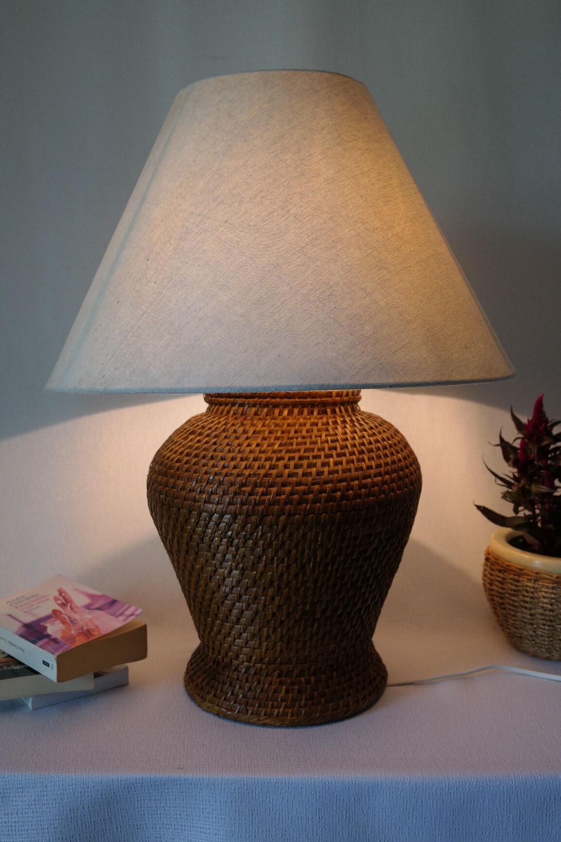 Vintage braided rattan lamp foot 60