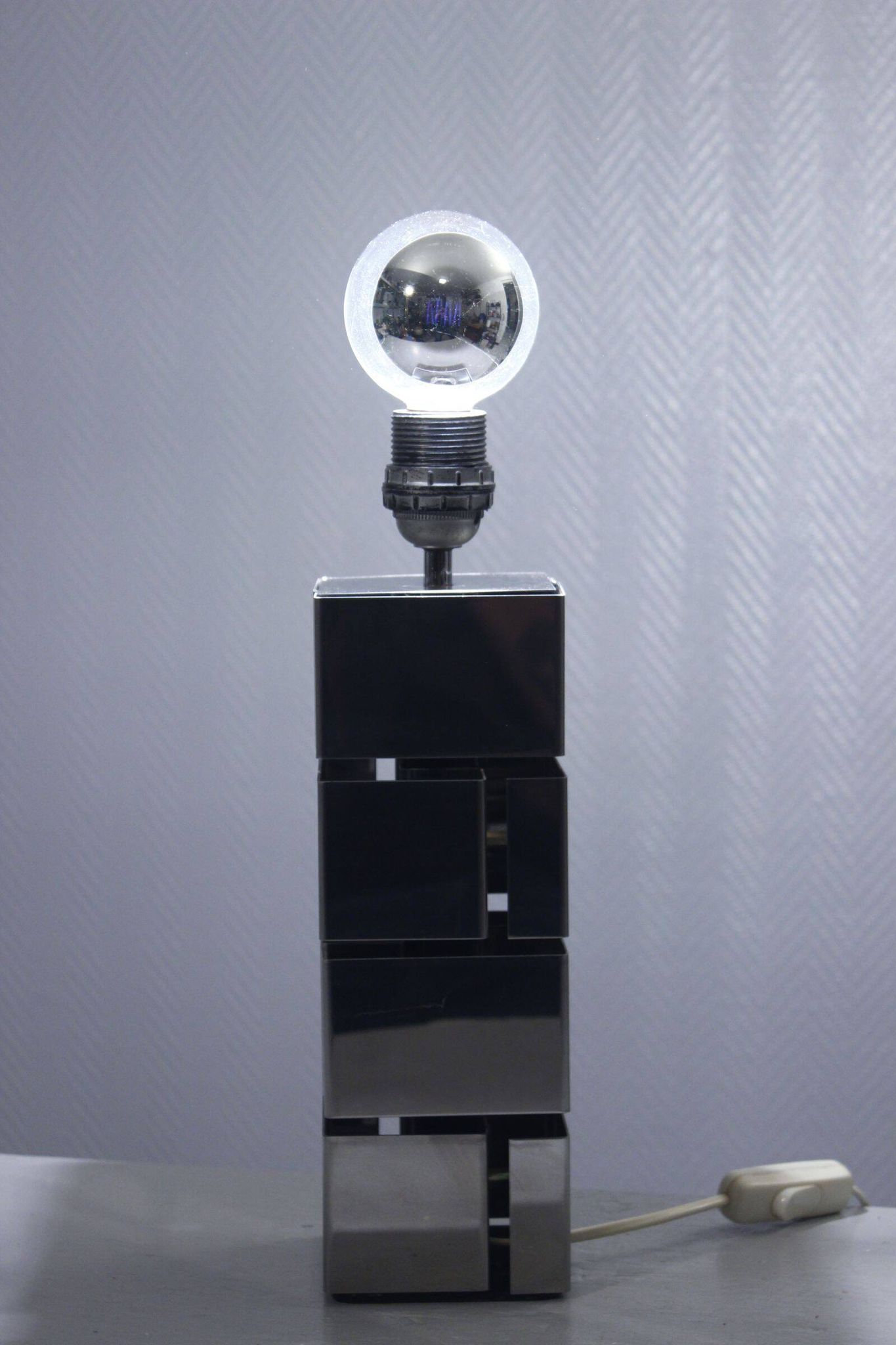 Pied de lampe vintage design "Building" acier chromé, Curtis Jere 1970s