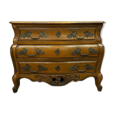 Commodity Louis XV Bordeaux tomb in natural wood patinated around 1900-1920