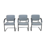 Trois fauteuils chomés
