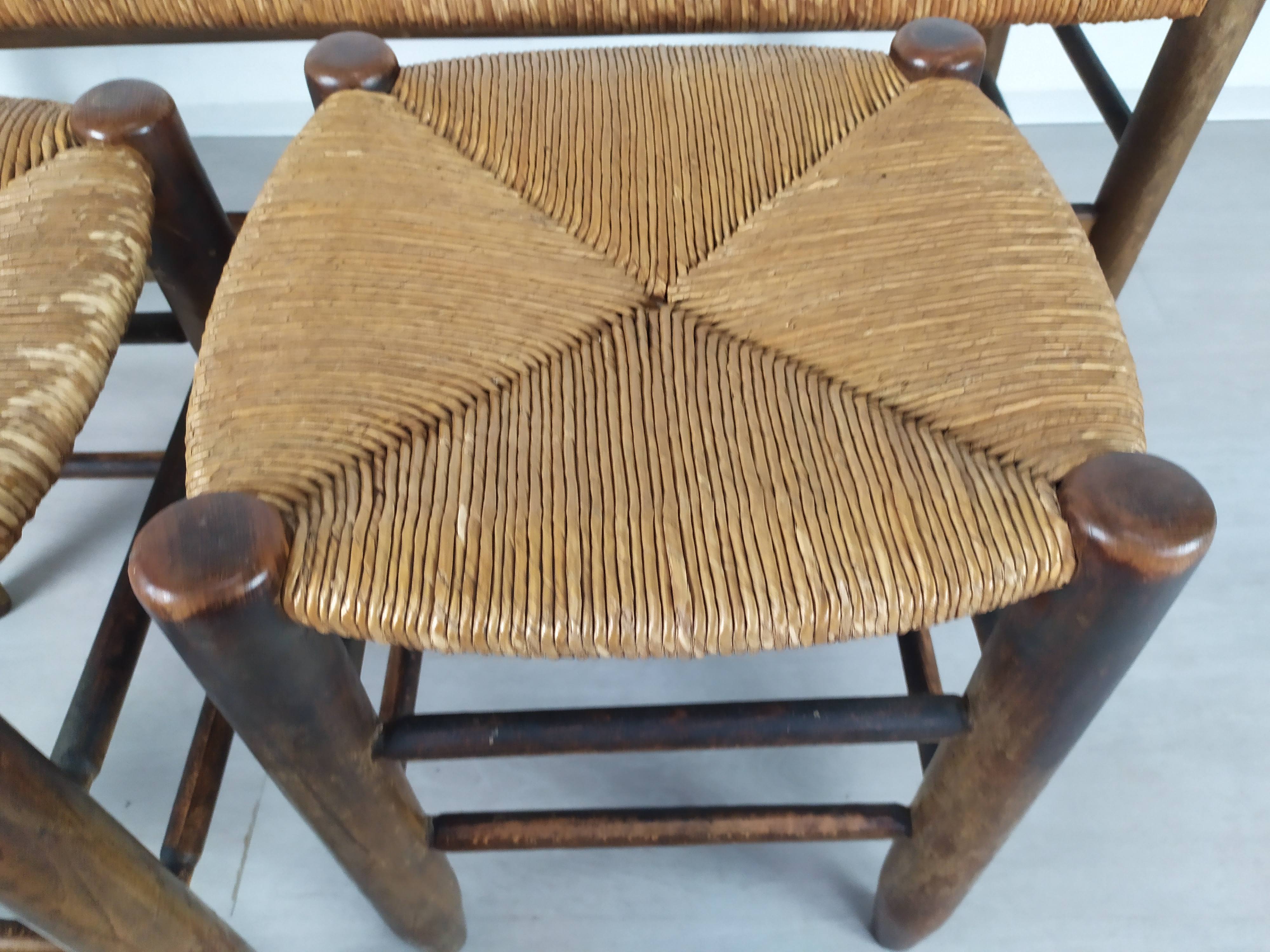Tabourets et banquette paillé