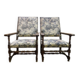 Paire de fauteuils de style Louis XIII