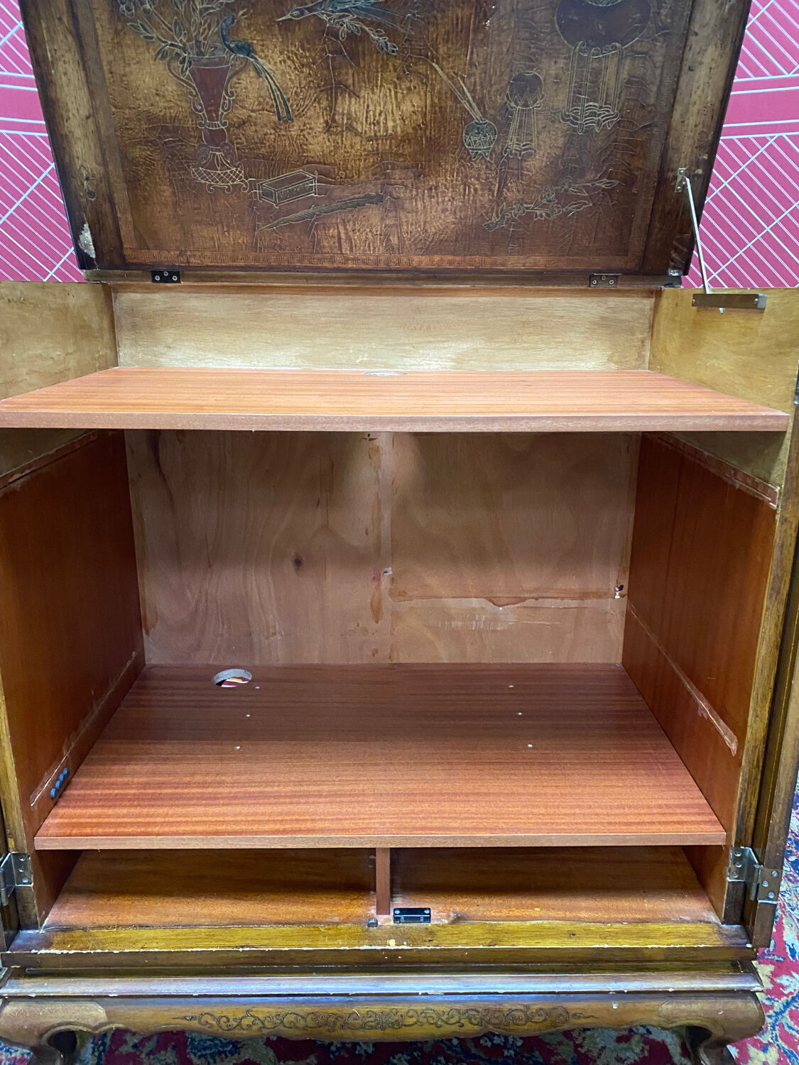 Bar furniture old Asian Chinese style transformed