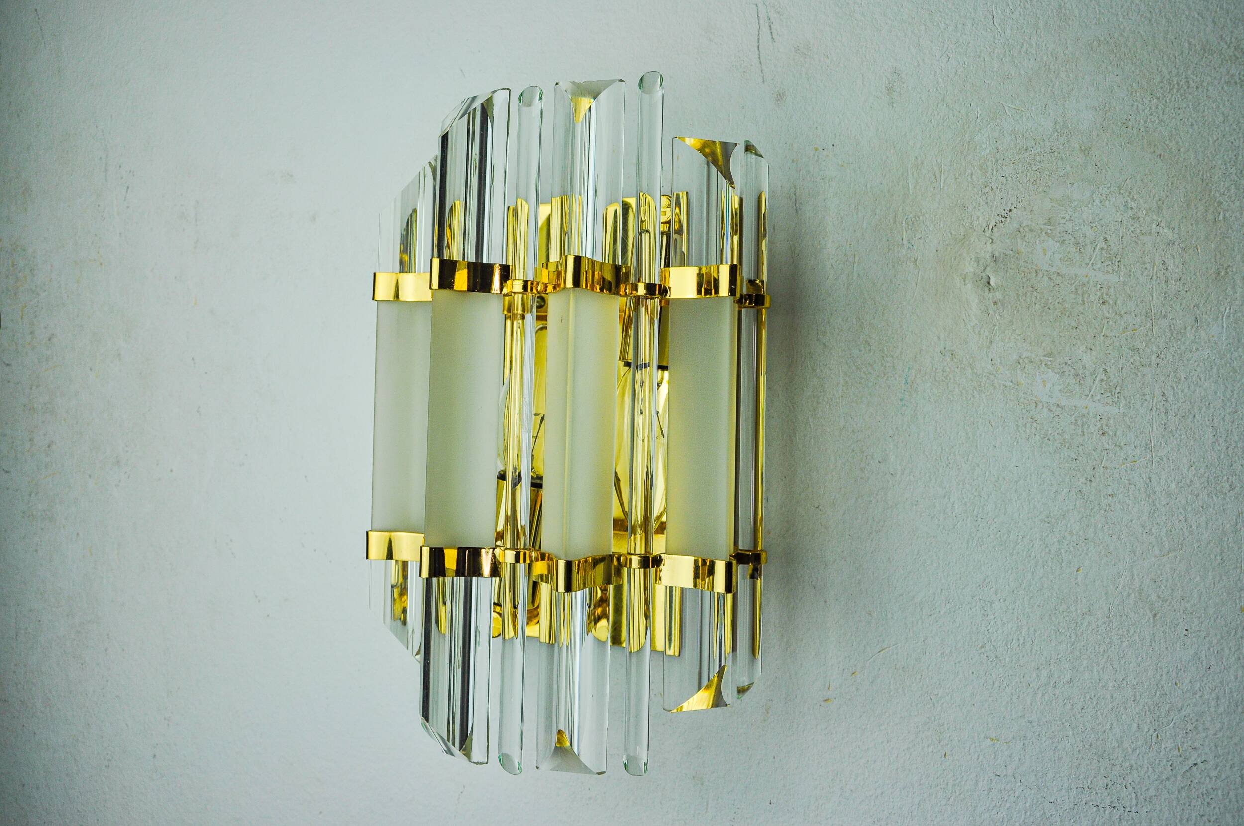 Venini wall lamp, triedri glass, murano, italy, 1970