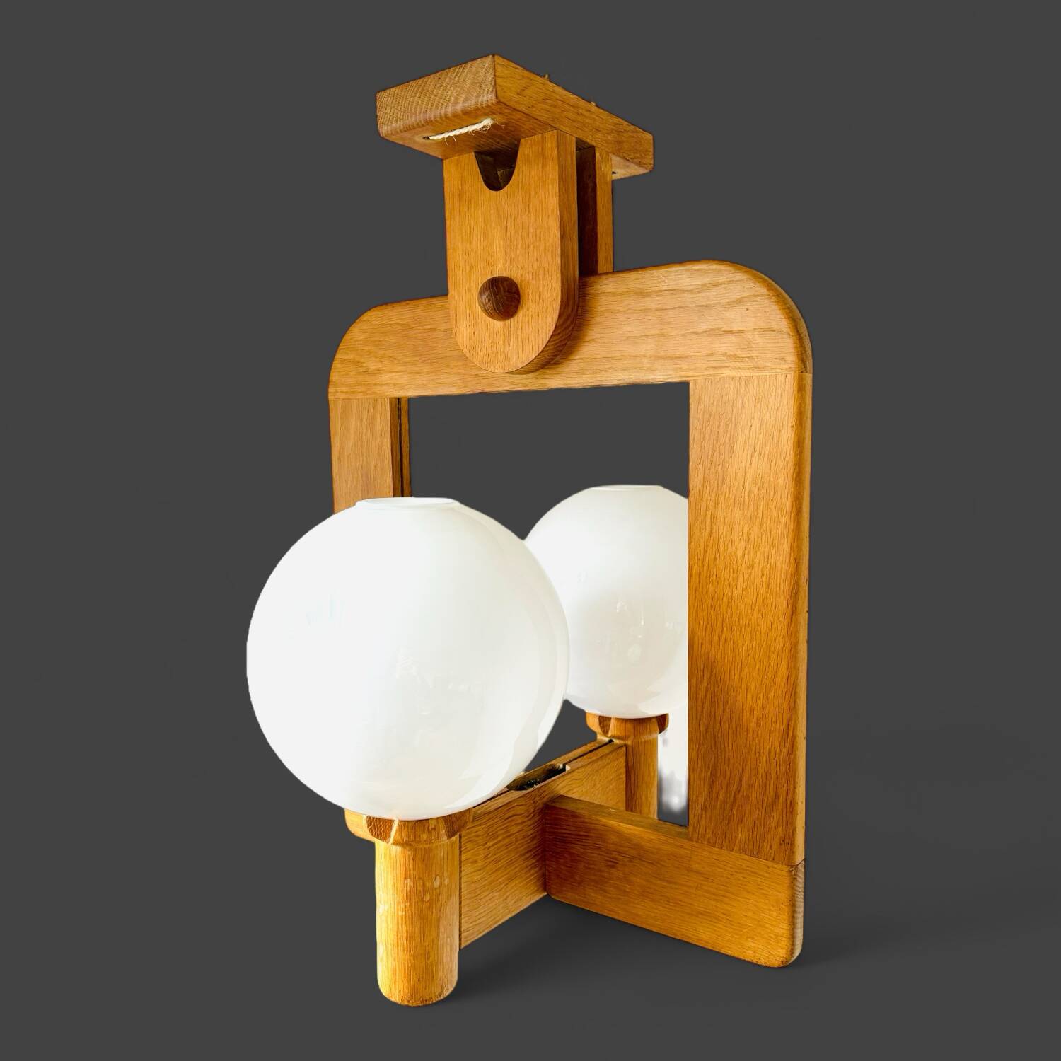 Mérignies Guillerme and Chambron ceiling light