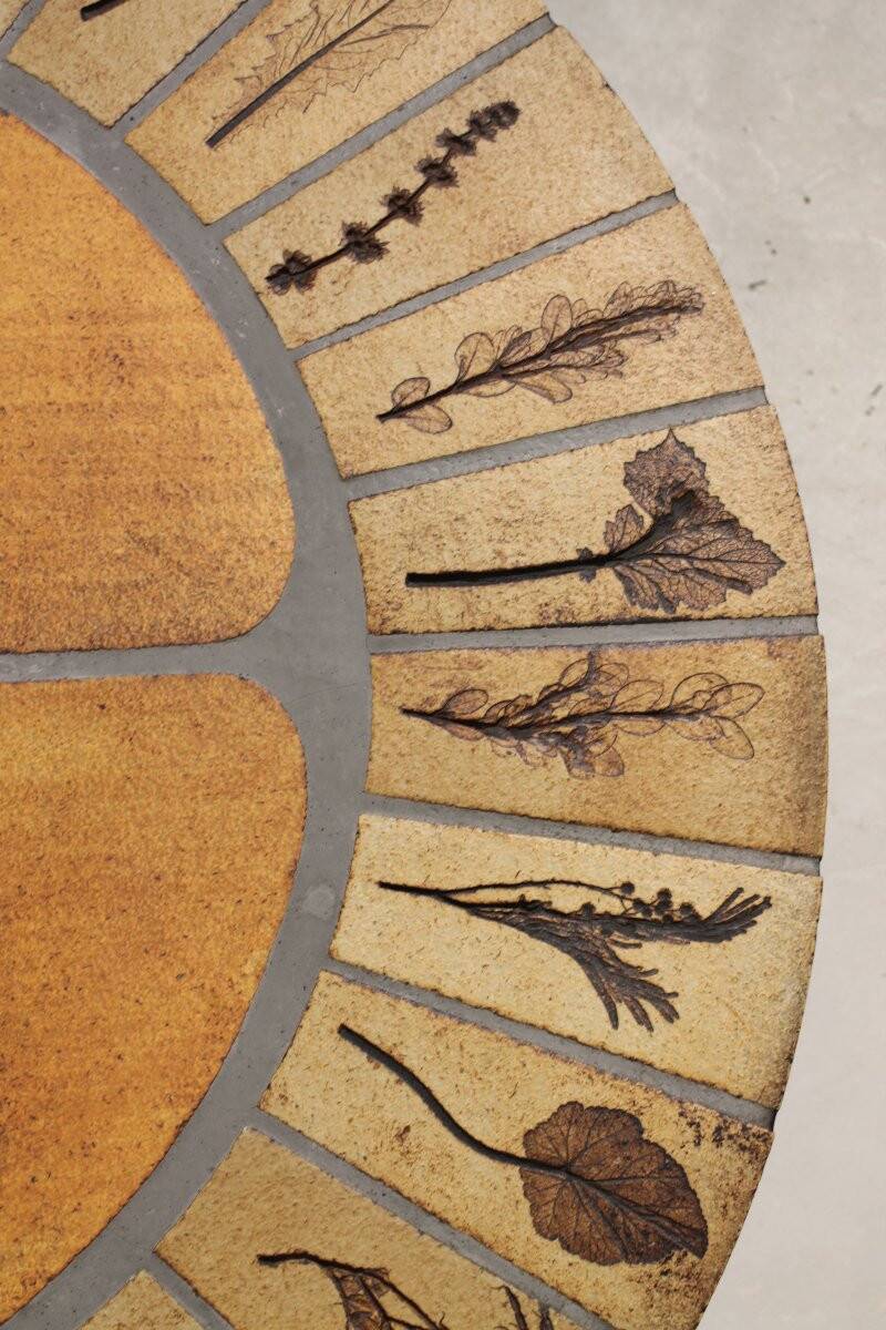 Round coffee table herbarium Roger Capron, Vallauris - ceramic and wooden structure