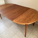 Danish teak dining table mse mobler, distributed by samcom