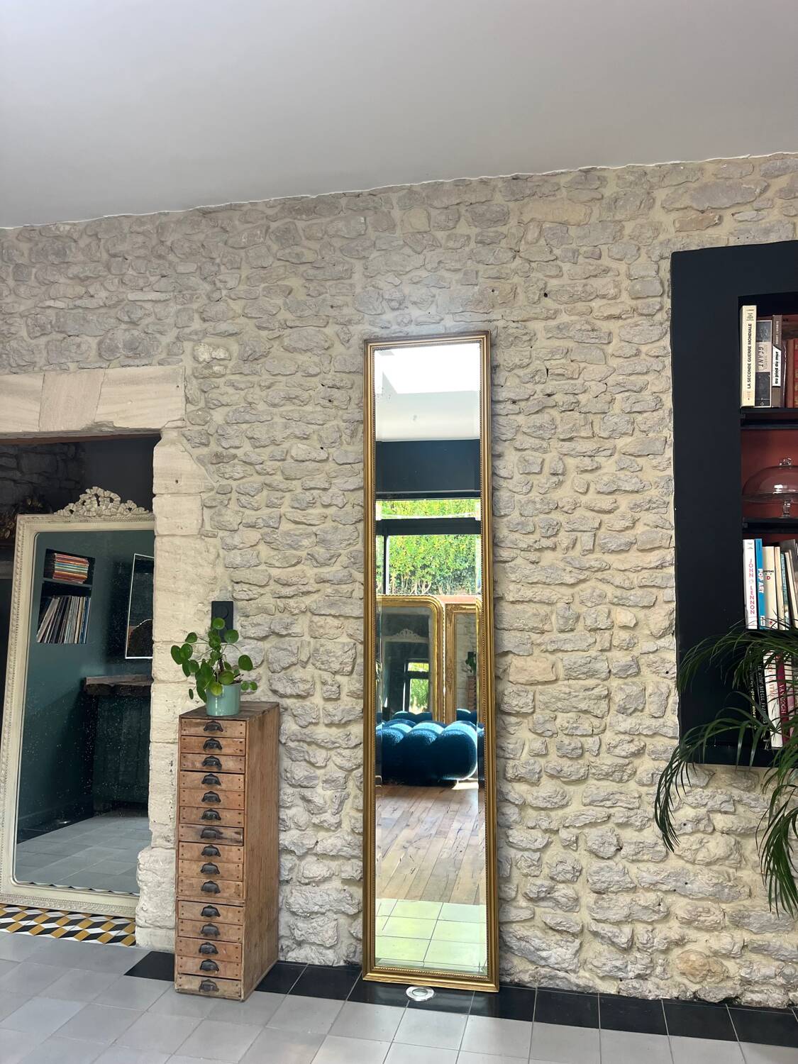 Mirror 228/47cm from the early 20th century, beveled glass.