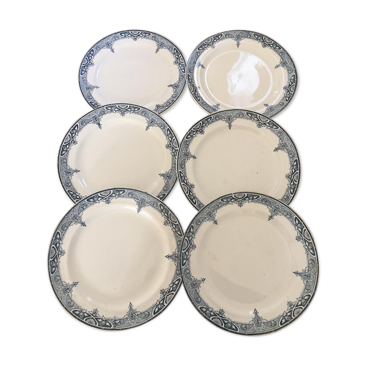 Together six dinner plates St Amand & Hamage Atlantic collection.