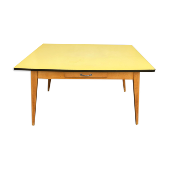 Formica table