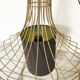 Pear-shaped gold wired suspension