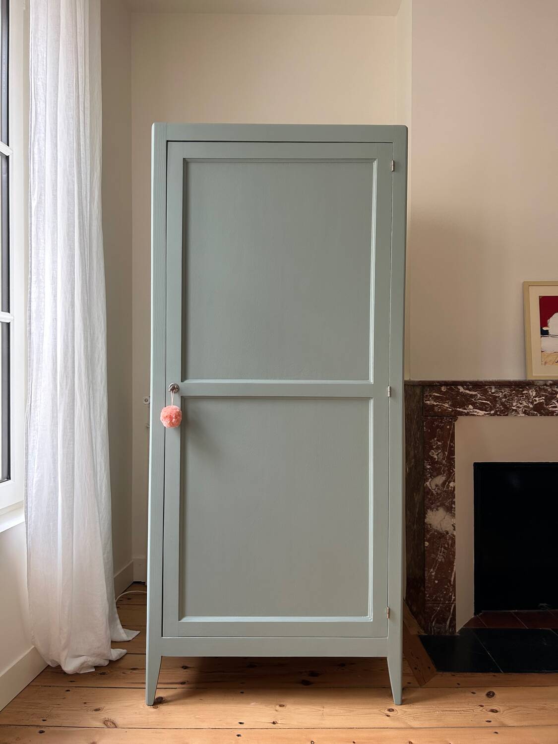 Painted wooden cabinet