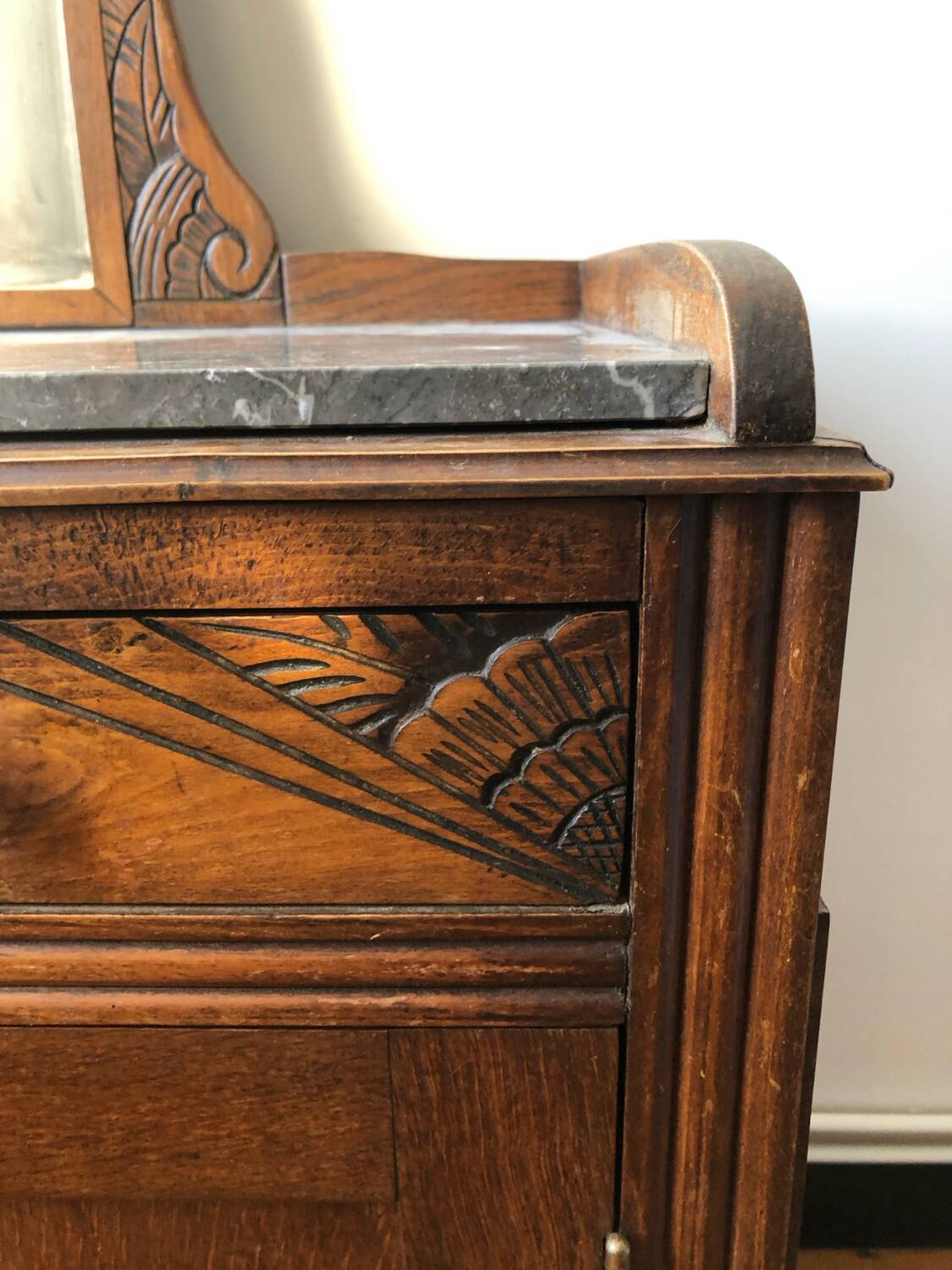 Coiffeuse Bois Sculptée 1920s