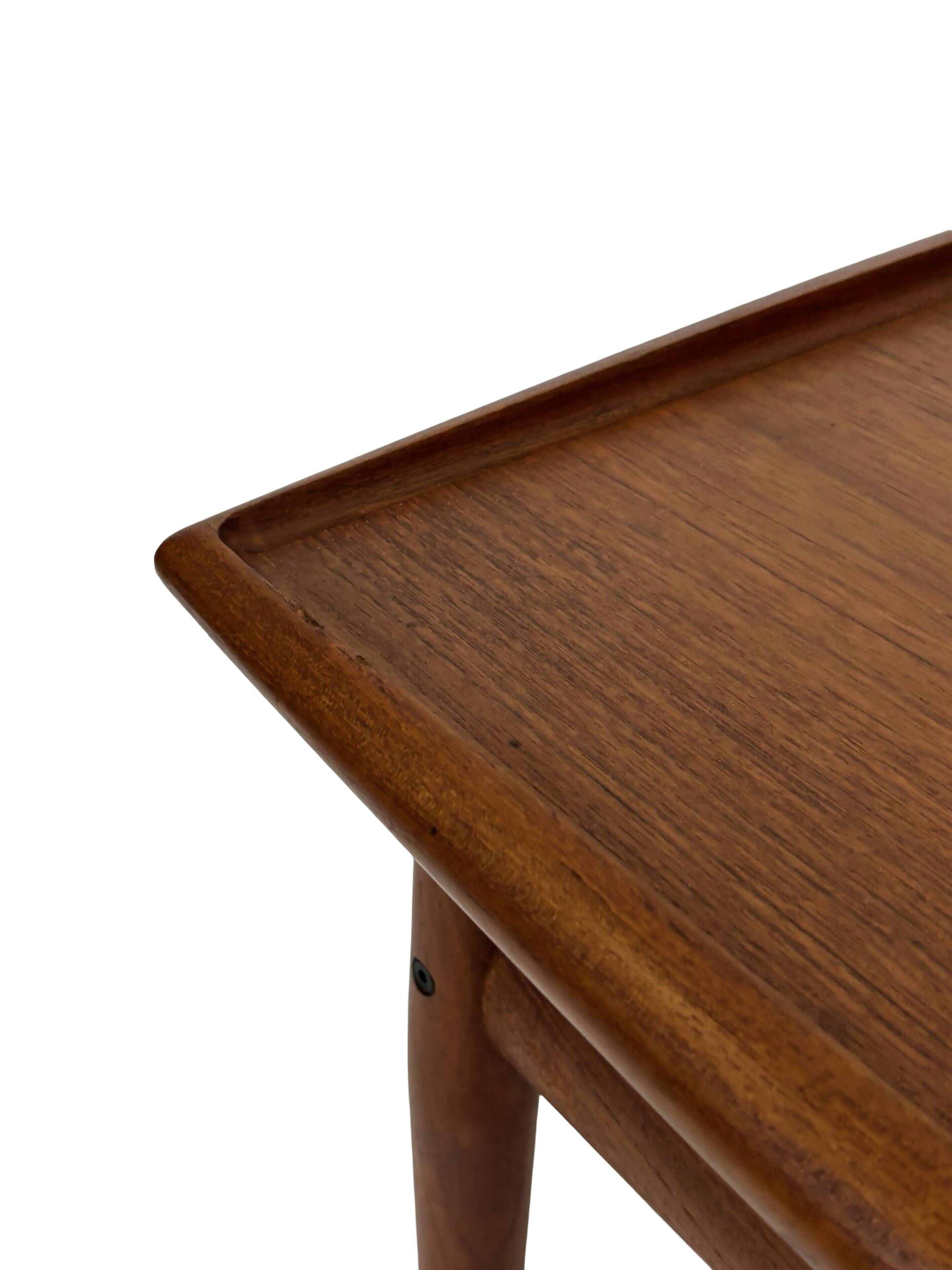 Vintage coffee table Grete Jalk Teak Danish Glostrup Design
