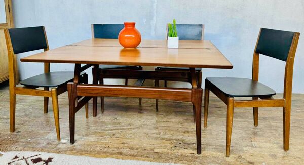 Table basse en teck Modèle rehaussable année 1950