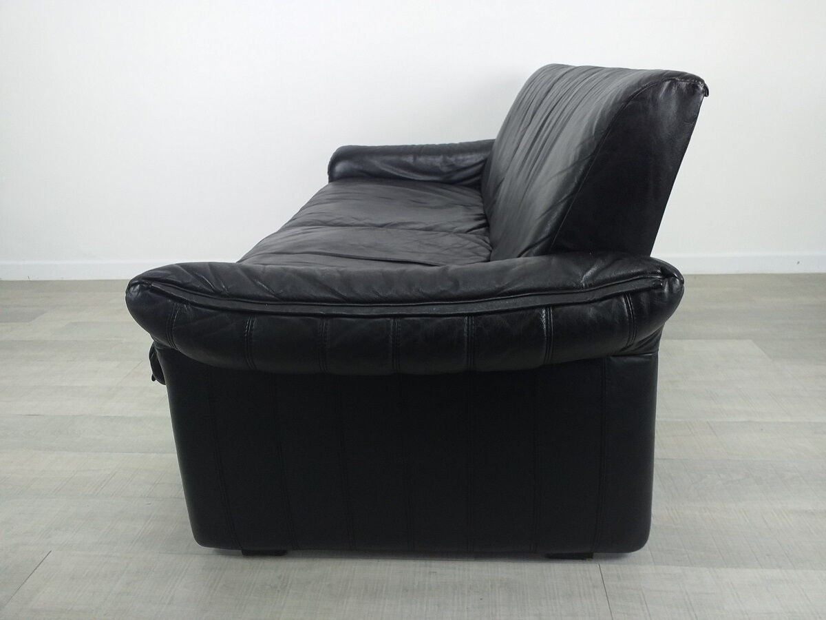 Vintage leather sofa desgn Belgian 80s edition Swann