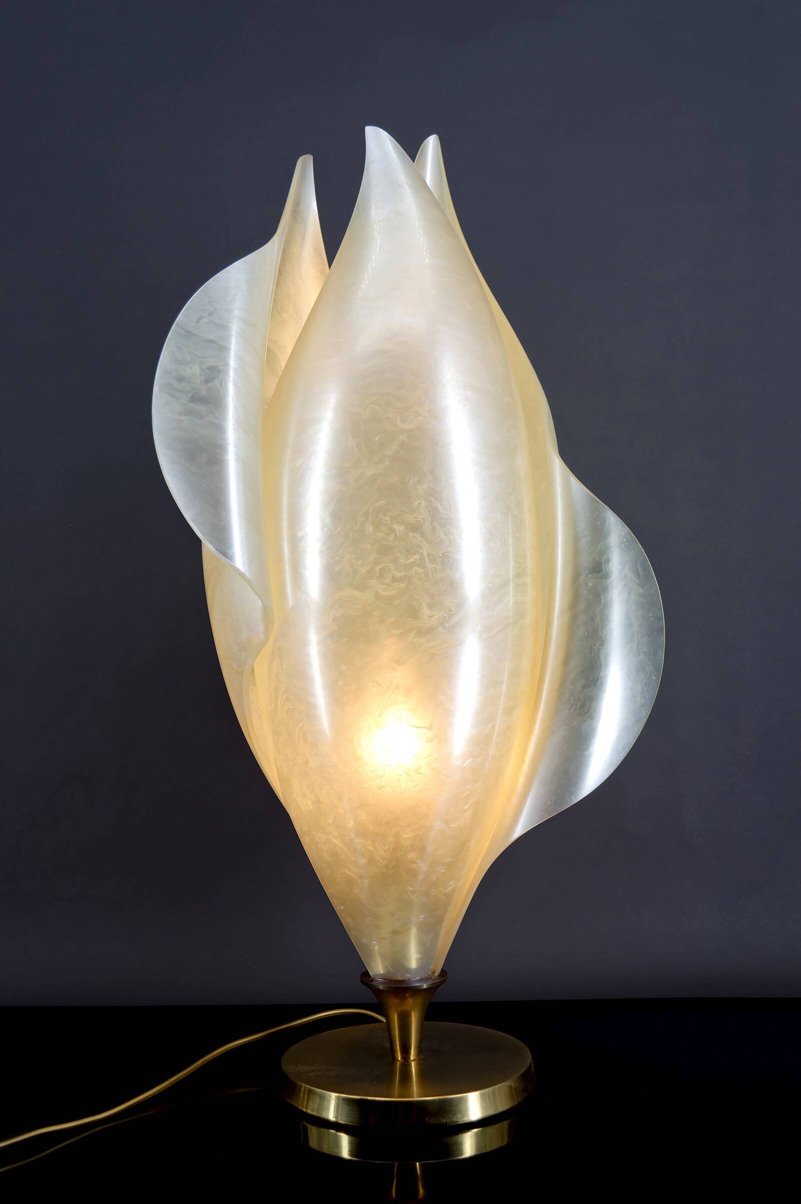 Important designer living room lamp, by Maison Rougier, Circa 1970-1980
