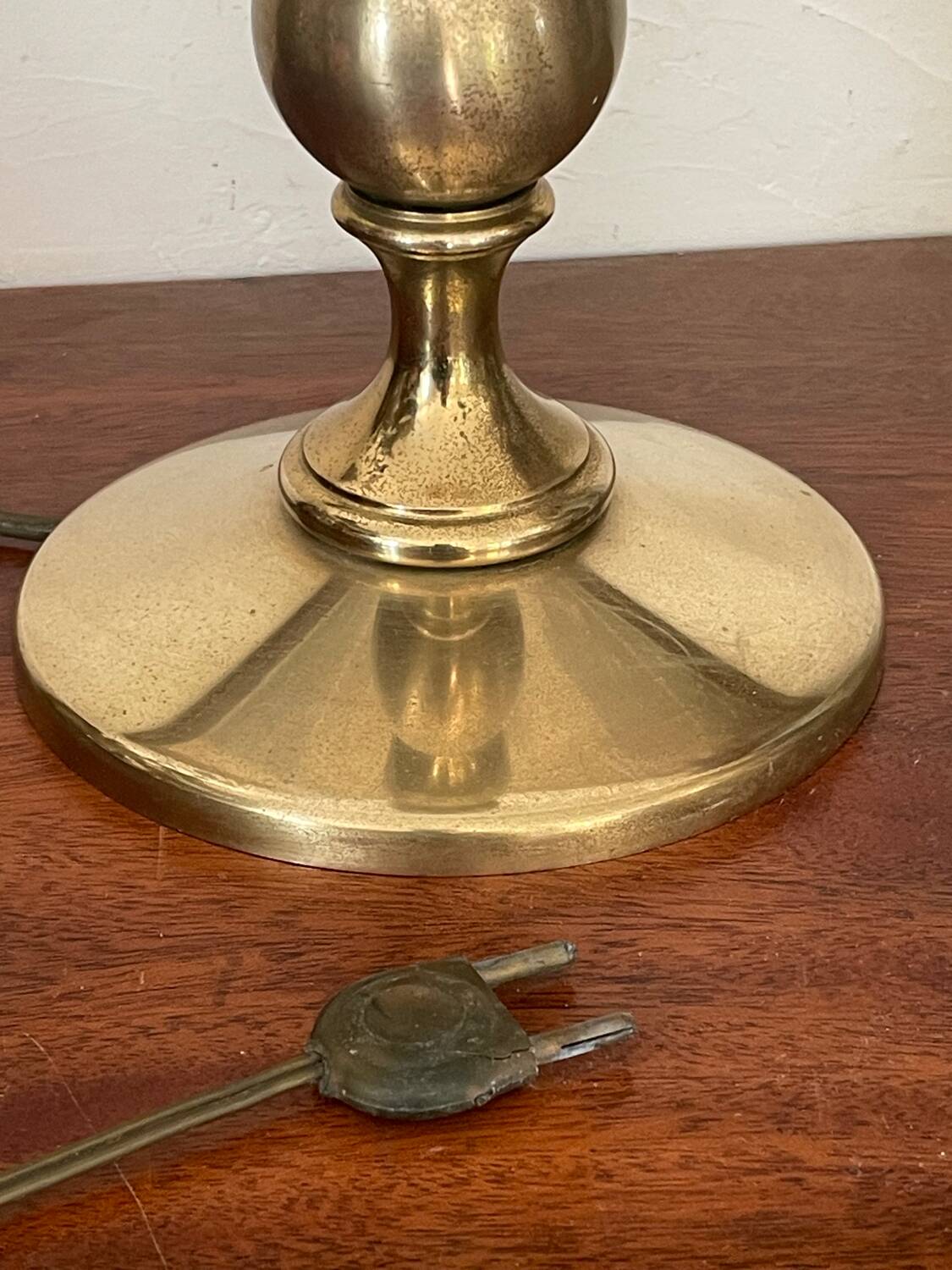 Vintage baluster lamp in golden brass 51cm