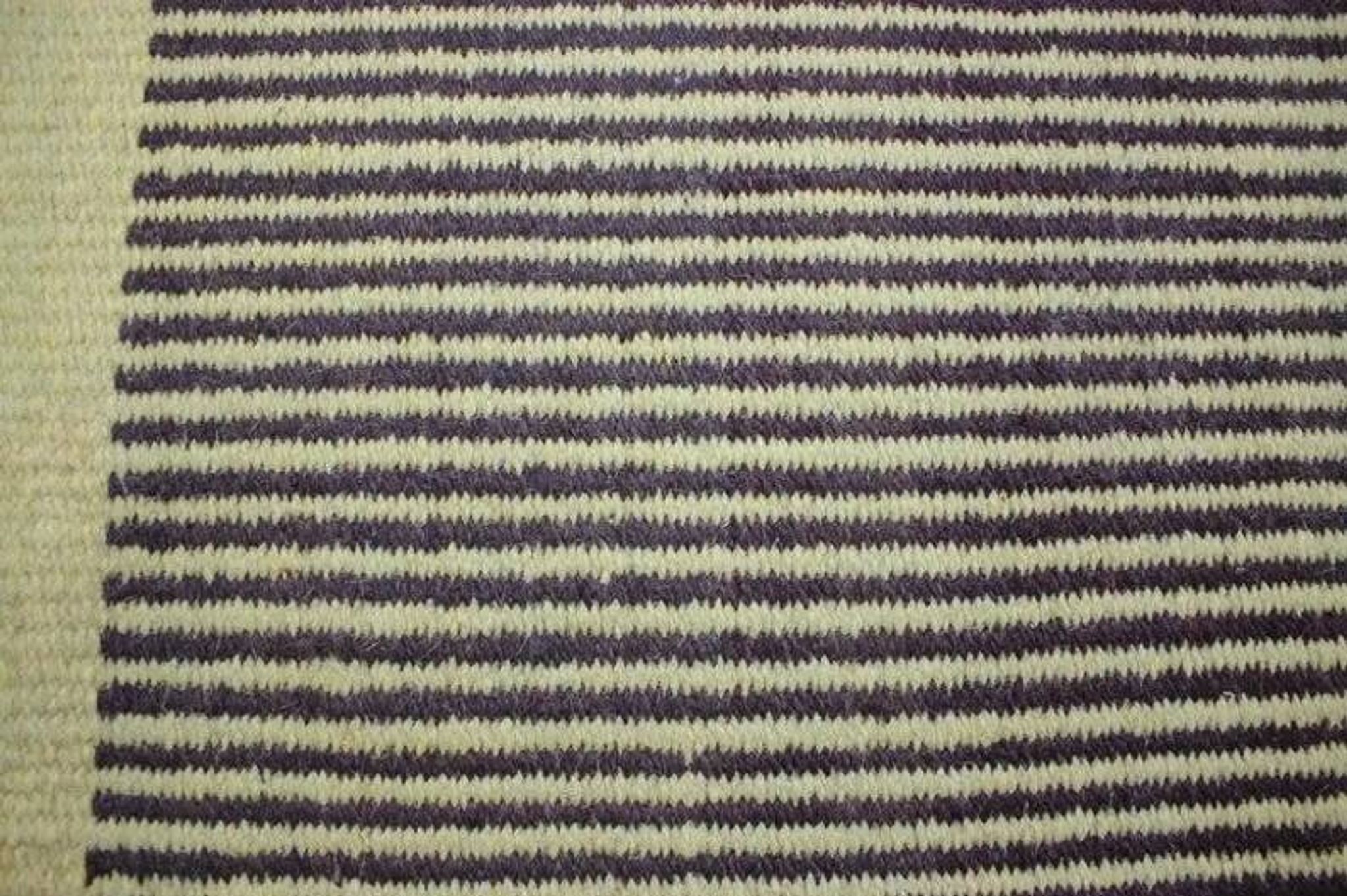 Paire de petits tapis kilim géométriques des années 1960