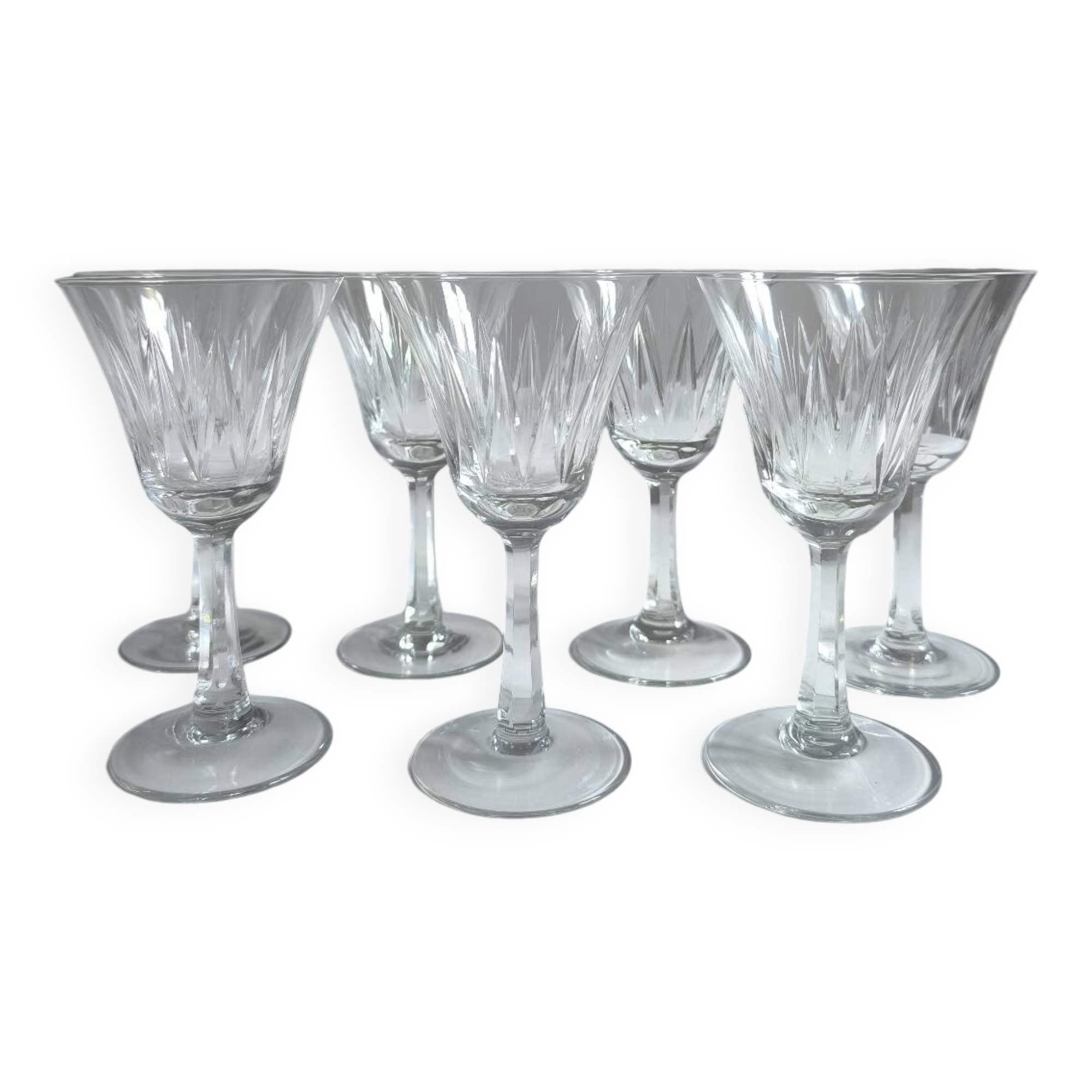 Set of 7 chiseled crystal glasses