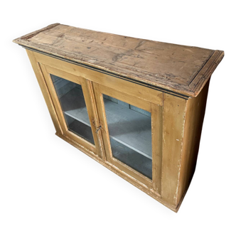 Vitrine patinée