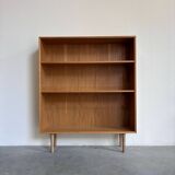 Vintage bookcase in oak