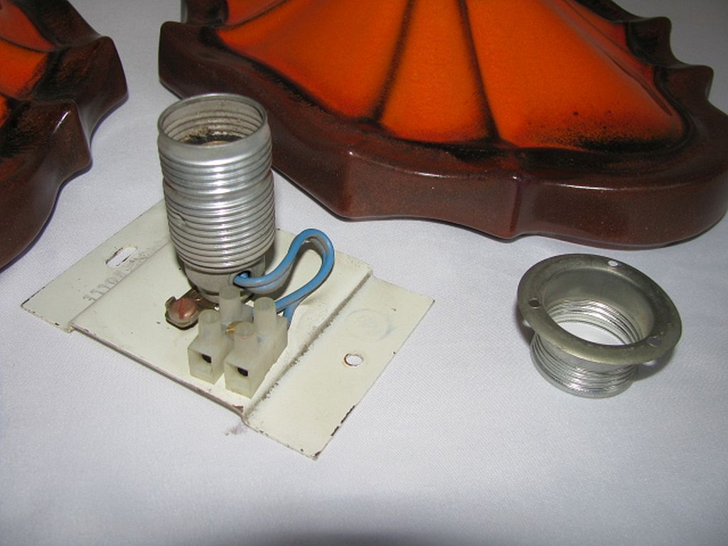 Ensemble de 2 lampes allemandes orange de mur en céramique de la lave de la 1960 / 70s