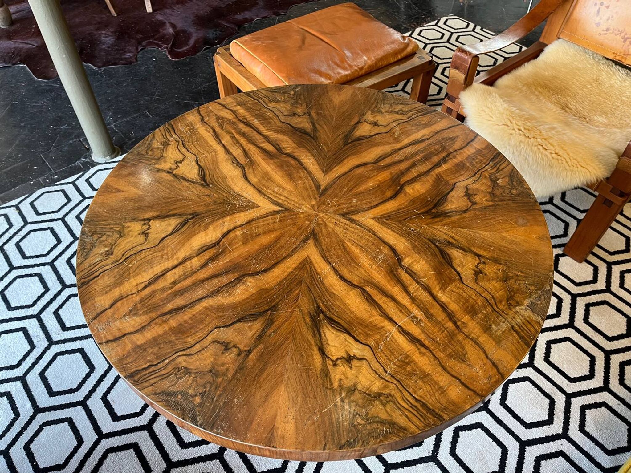 Large pedestal table 1930