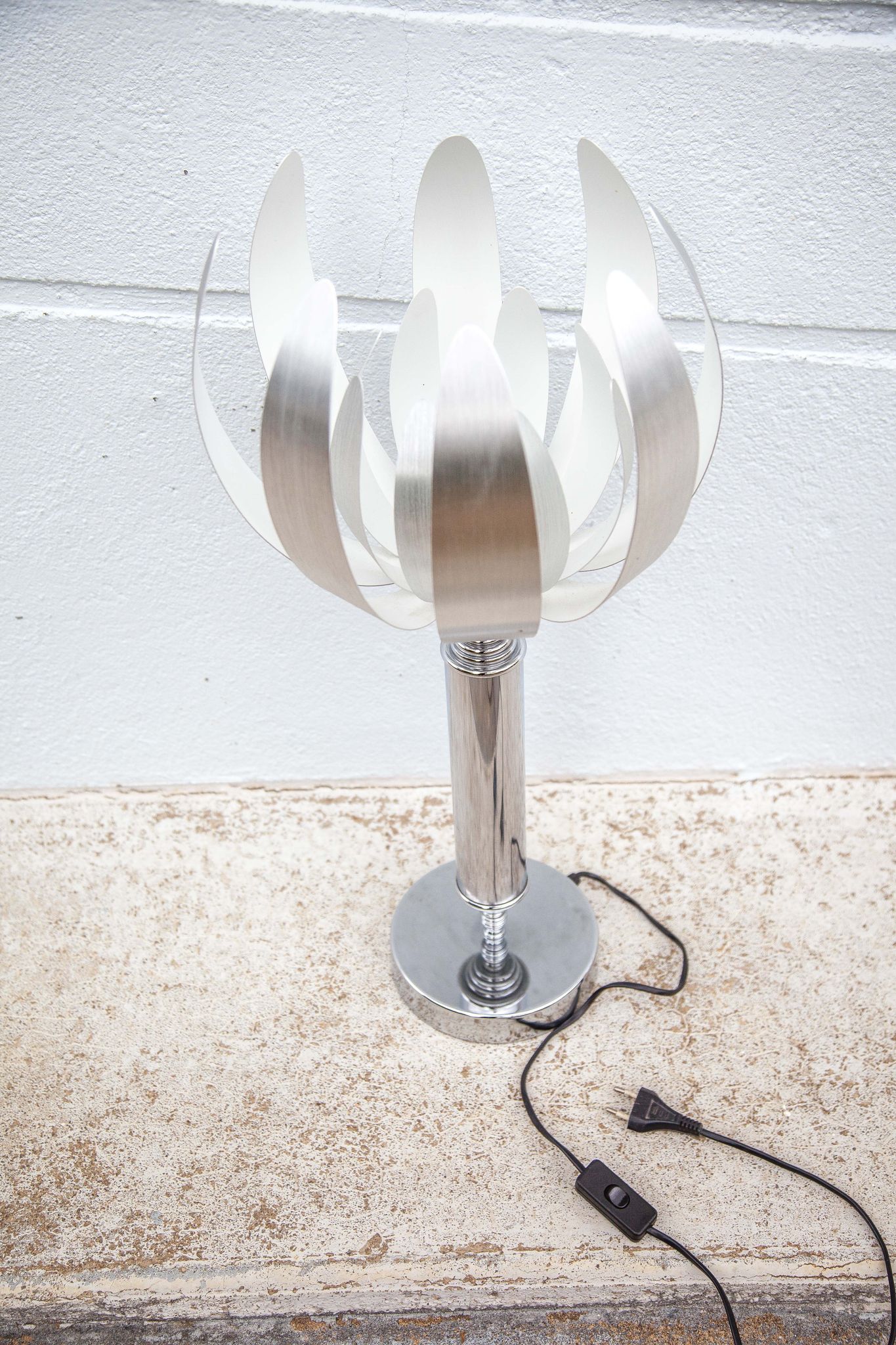 Vintage lamp, table lamp, chrome lamp with brushed steel blades, flower lamp, design lamp