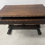 Bureau renaissance en chene sculpté XIX siècle