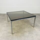 Table basse carrée chrome et verre fumée années 70