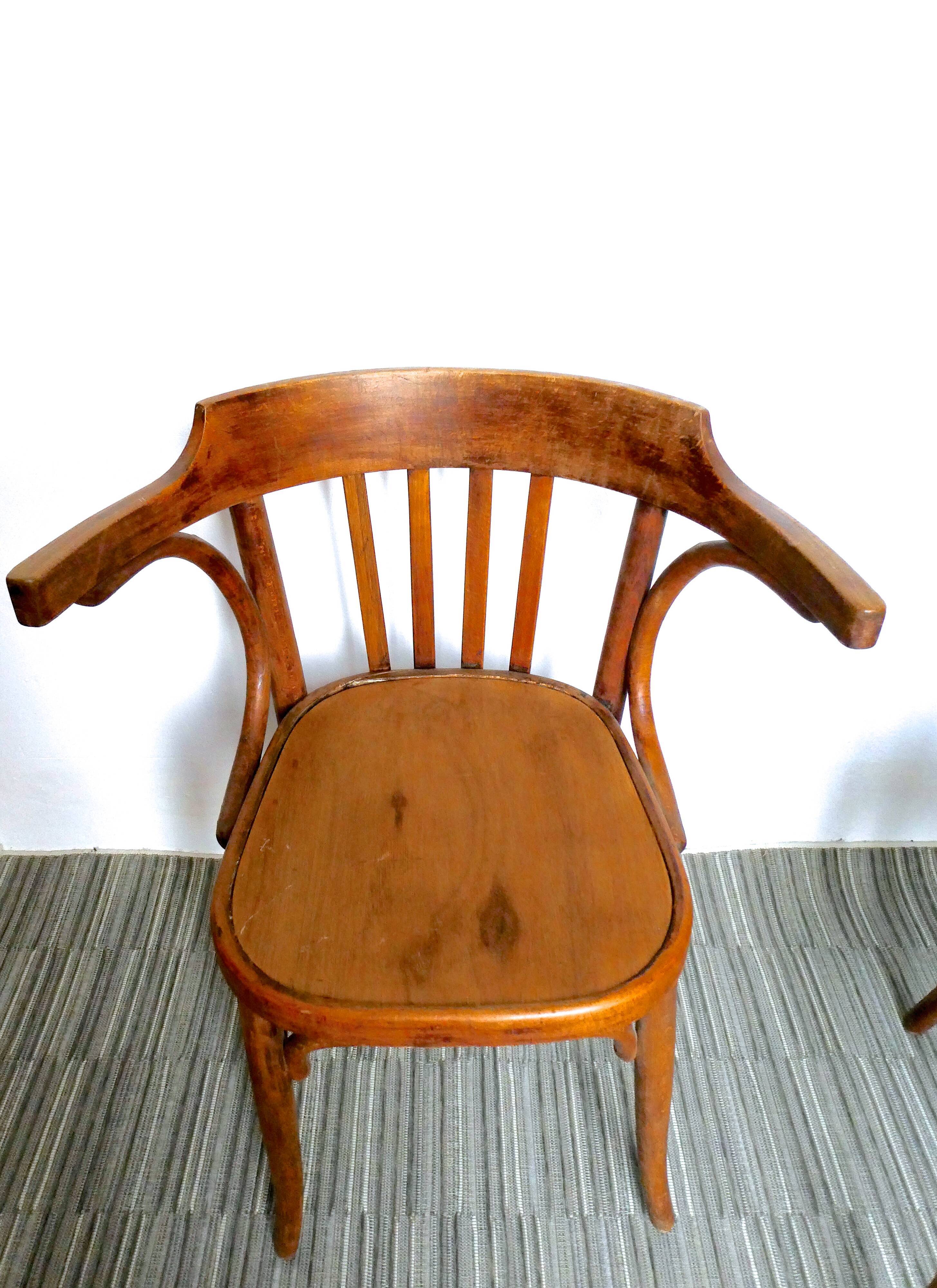 Paire de fauteuils de bistrot Fischel en bois courbé