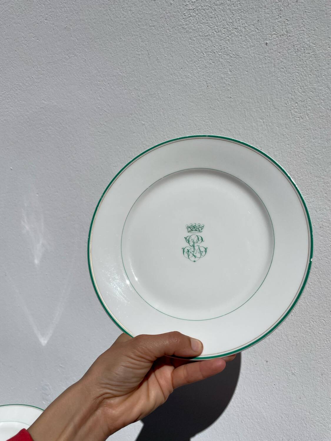 4 monogrammed dessert plates