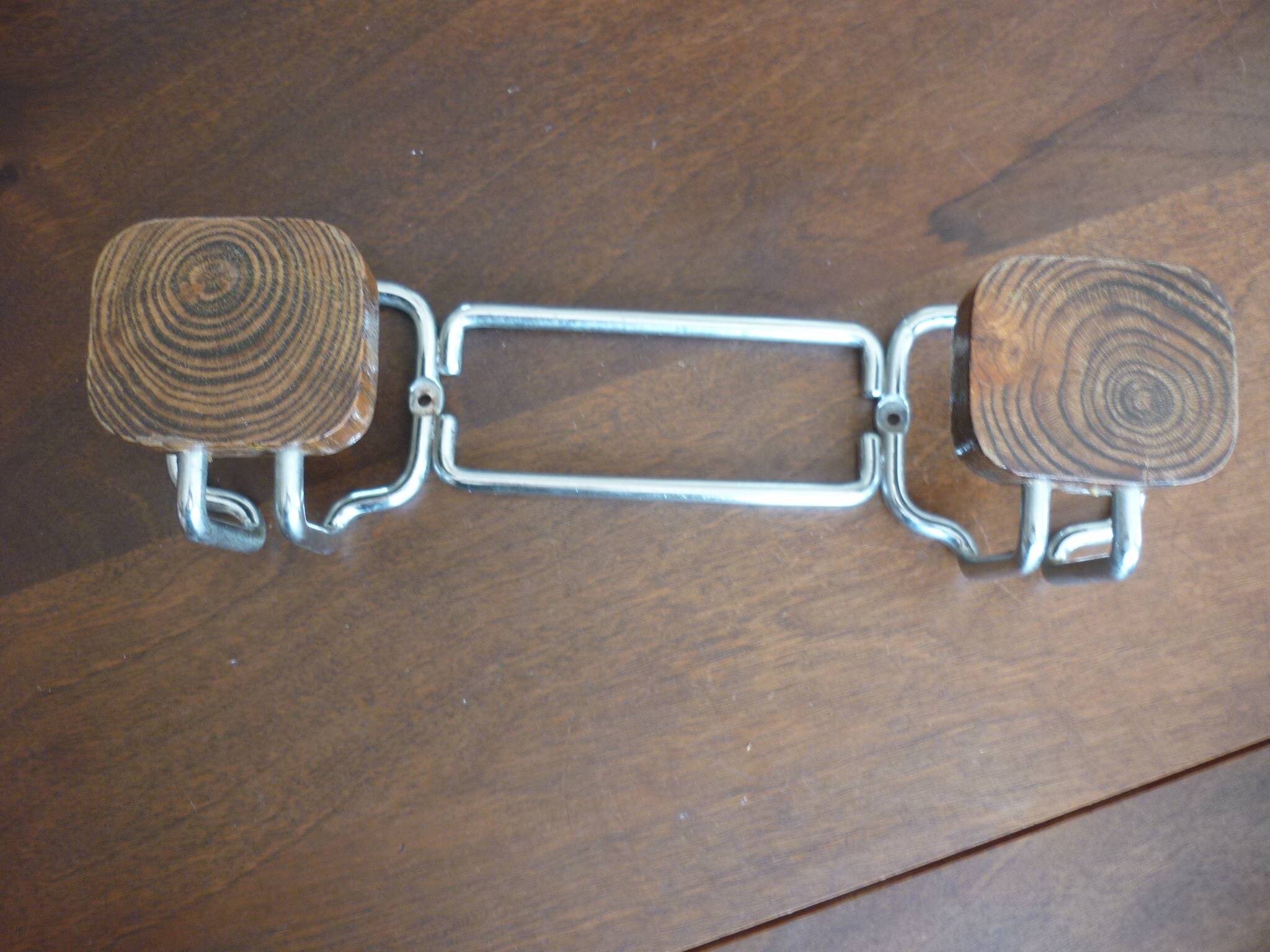 Coat rack with 2 wooden hooks 1970
