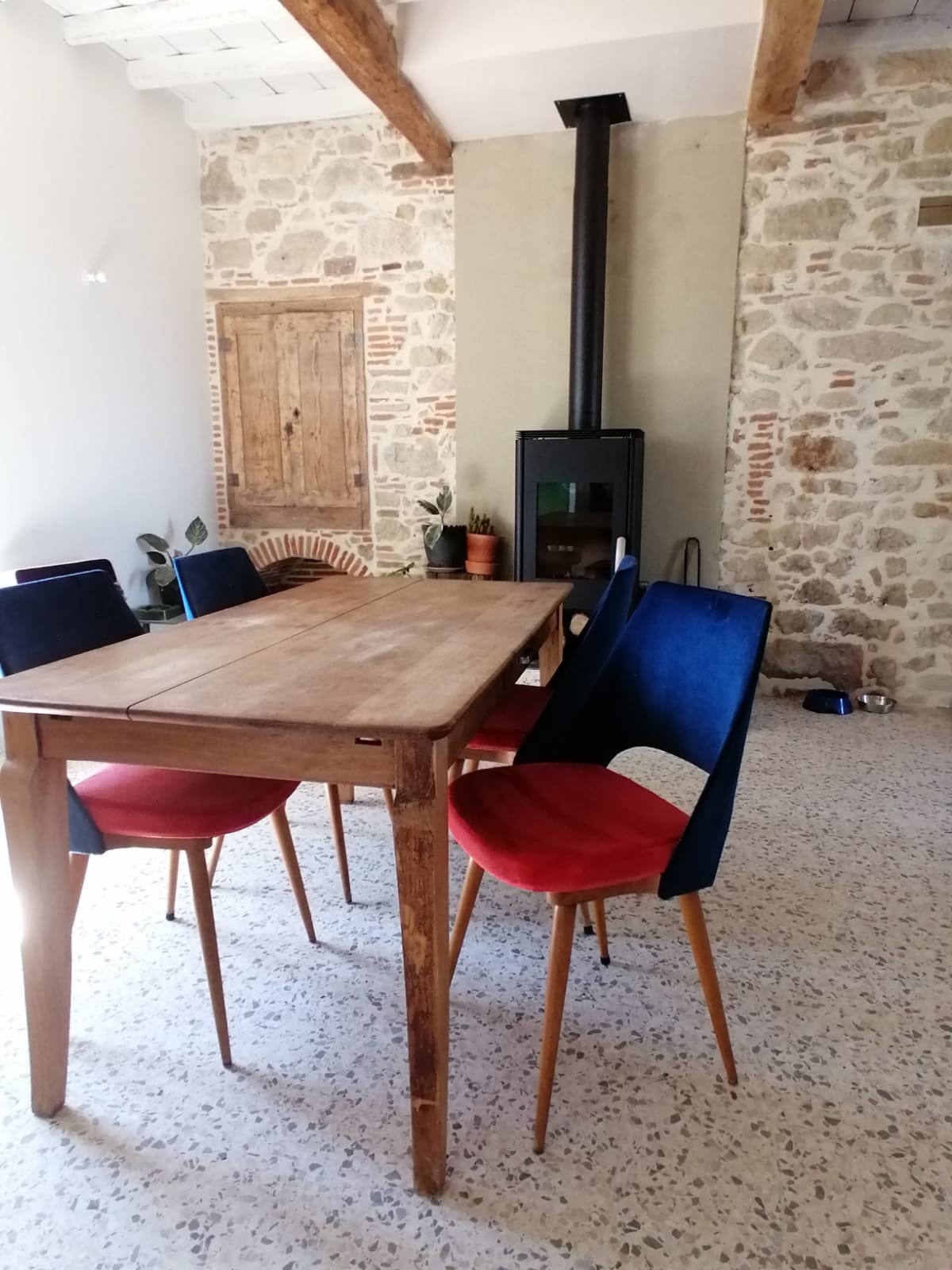Chairs called "Tonneaux"