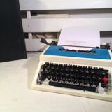 Underwood 315 portable typewriter 70